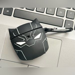 Black Panther AirPods case - Glow in the Dark Marvel Avengers Headphone Case